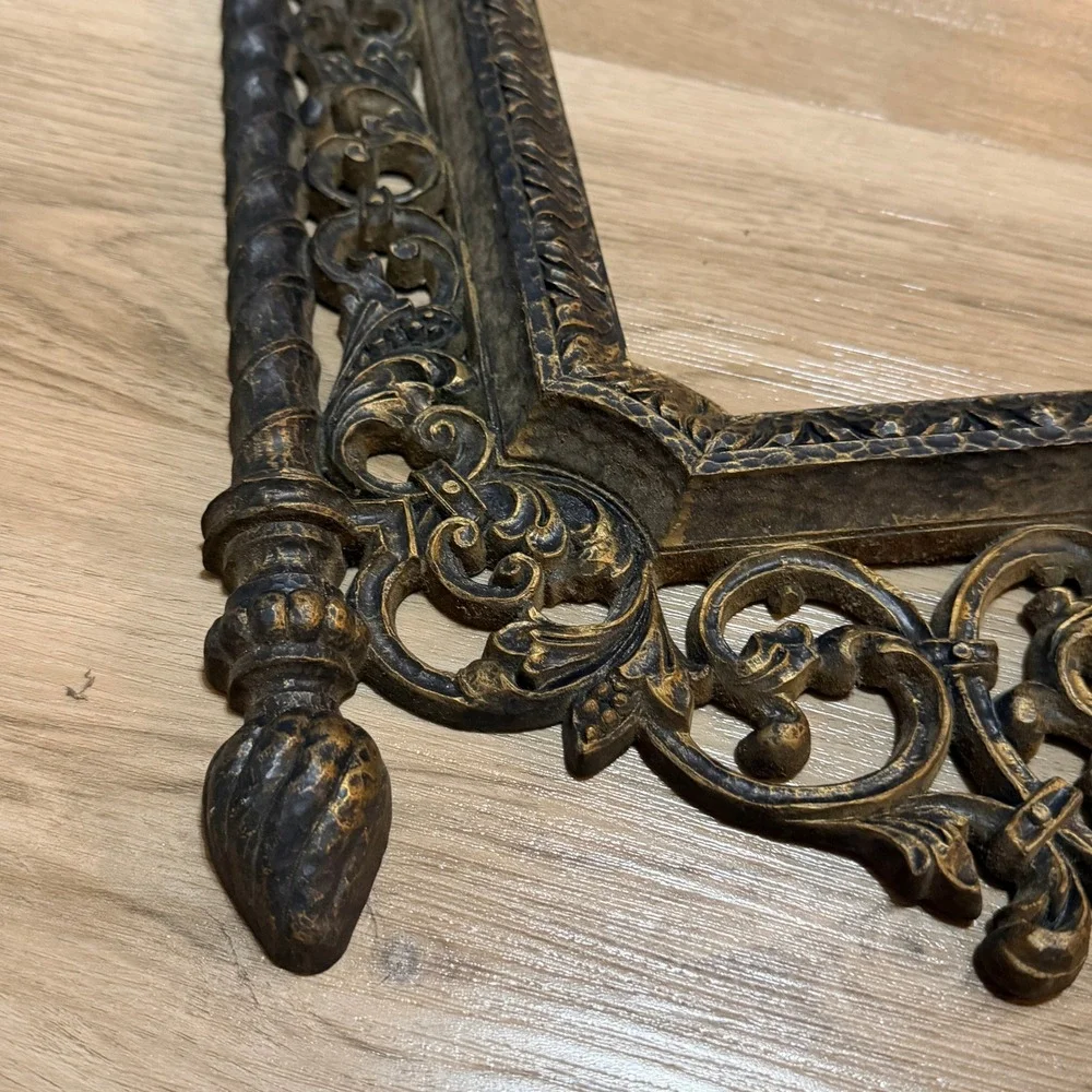 Vintage Syroco HOMCO Gothic Hollywood Regency Frame 32x19 USA Ornate